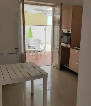 Chiara 200 Mt Da Mare Libera Sabbia Holiday home *
