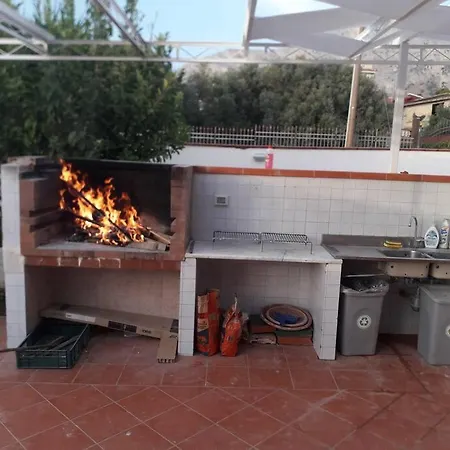 Chiara 200 Mt Da Mare Libera Sabbia